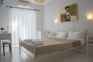 Double Room, Balcony, Garden View