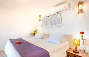 Xalet, 2 dormitoris, vistes a la platja | Cortines opaques, wifi gratuïta i roba de llit 