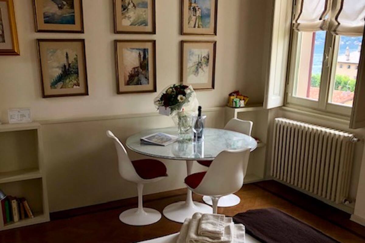 Appartamento panoramico, 1 camera da letto, vista lago, piano elevato (Torretta) | Minibar, in-room safe, desk, free WiFi