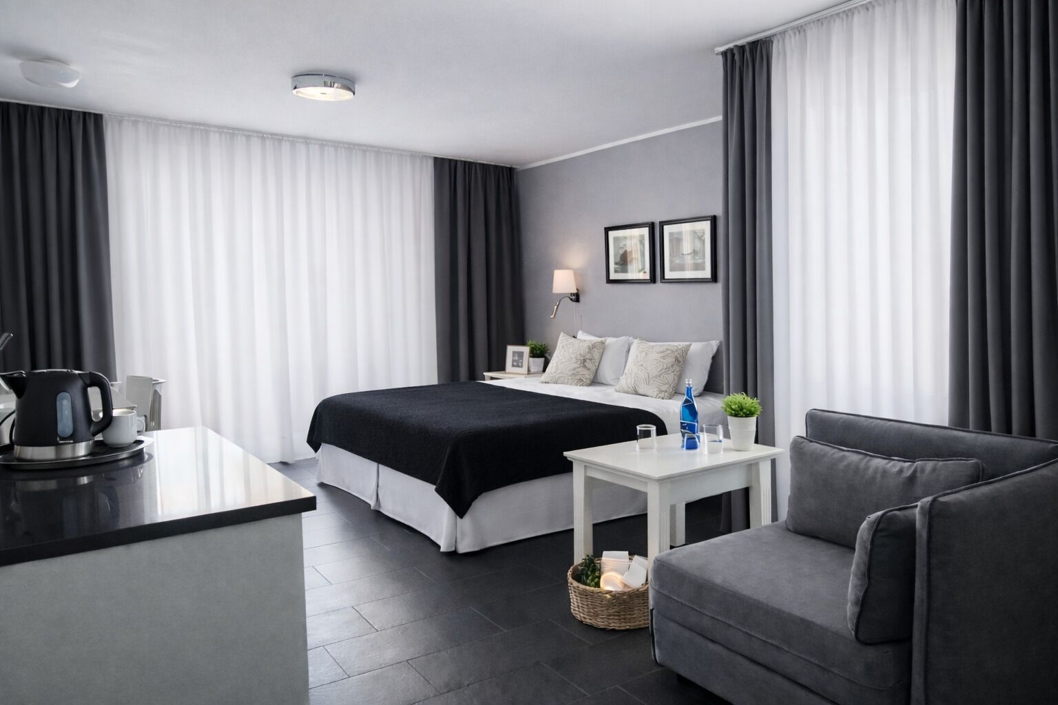 Deluxe Double Room, Balcony | Egyptian cotton sheets, premium bedding, in-room safe