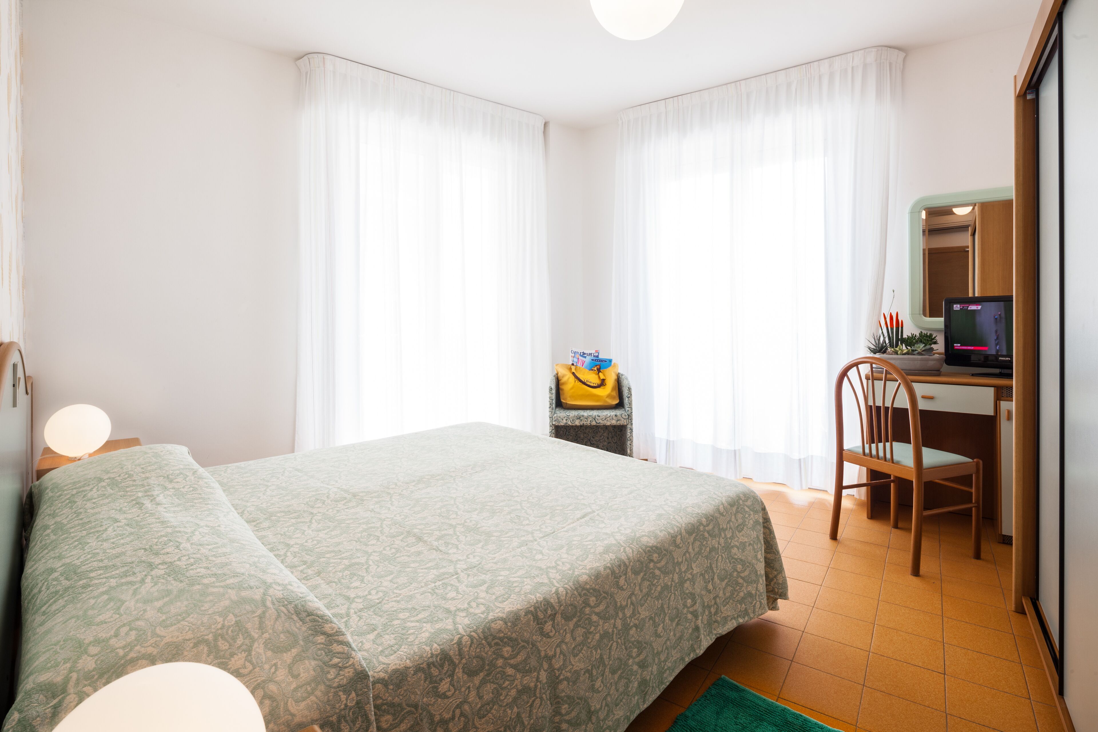double or twin room, balcony | in-room safe, desk, soundproofing, free wifi