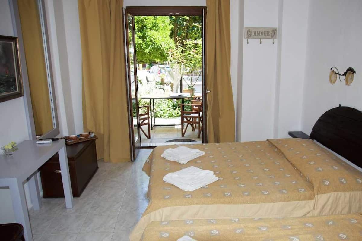 Superior Studio | Free WiFi, individually decorated, bed sheets