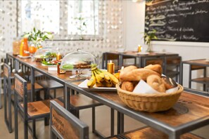 Daily buffet breakfast (EUR 9.30 per person)