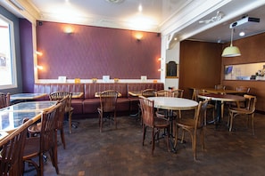 Tempat makan