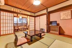 Tradisjonelt rom (Standard Japanese-Style Room) | Wi-fi (inkludert)