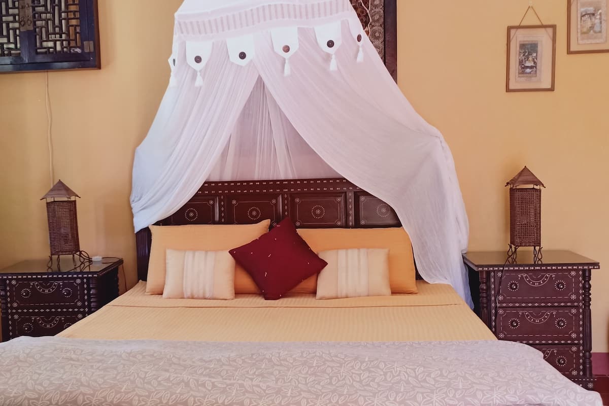 Kasbah AC Hillside Cottage