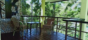 Safari Room | 阳台