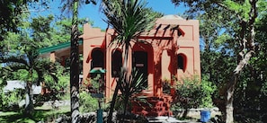 Exterior - Mangrove Oriental Bed & Breakfast Resort (Daanbantayan)