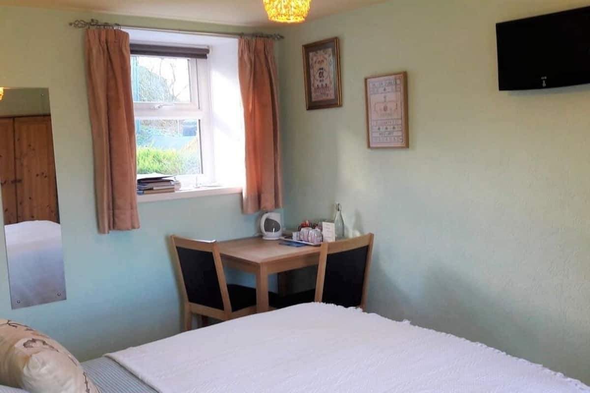 Doppelzimmer, mit Bad | WLAN
