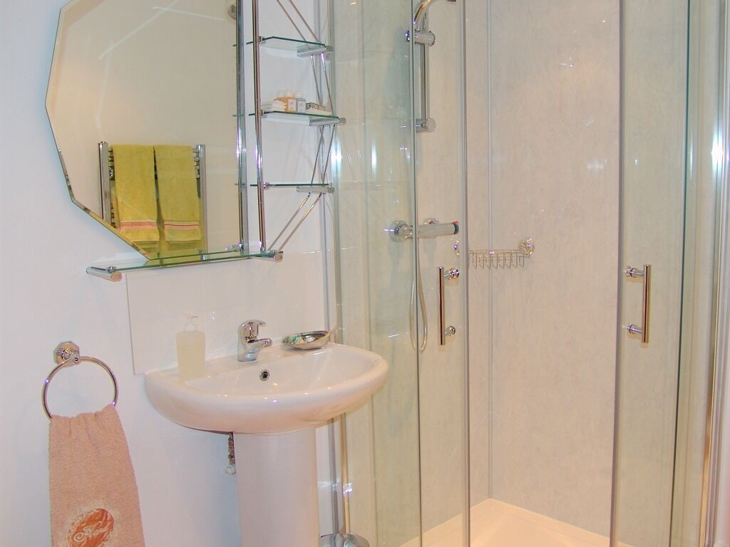 Kamar Double, ensuite | Lain-lain