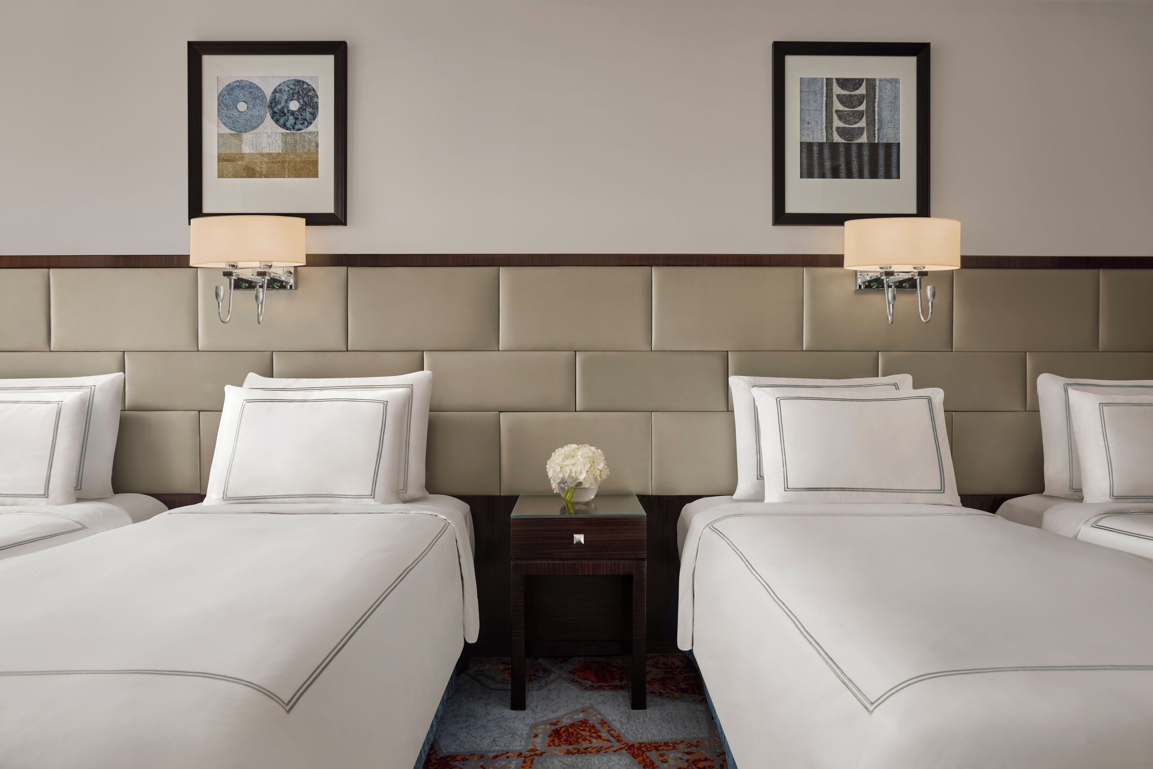 Hypo-allergenic bedding, in-room safe, desk, blackout drapes