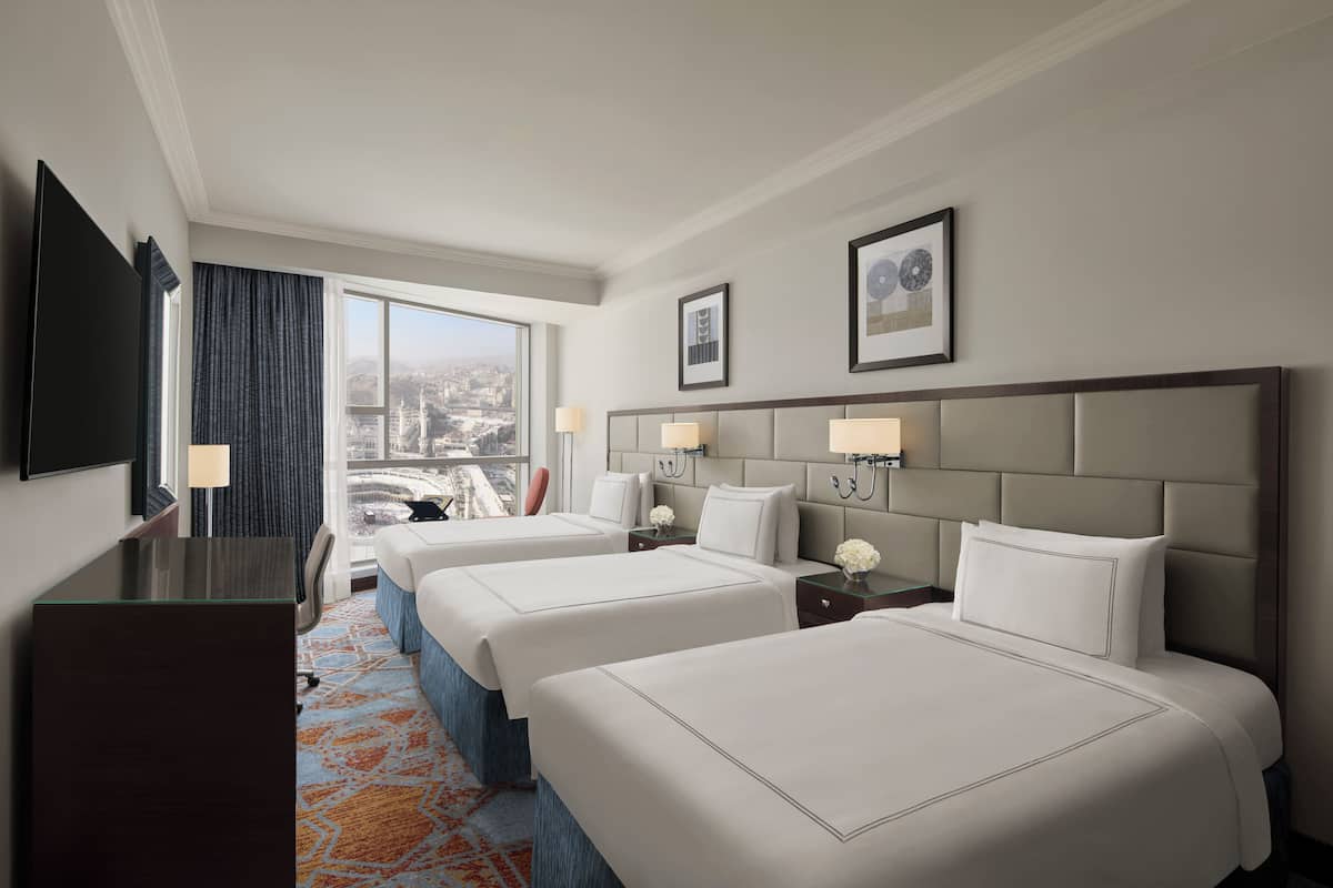Classic Room, 3 Twin Beds (Kaaba) | Hypo-allergenic bedding available, in-room safe, desk, laptop workspace