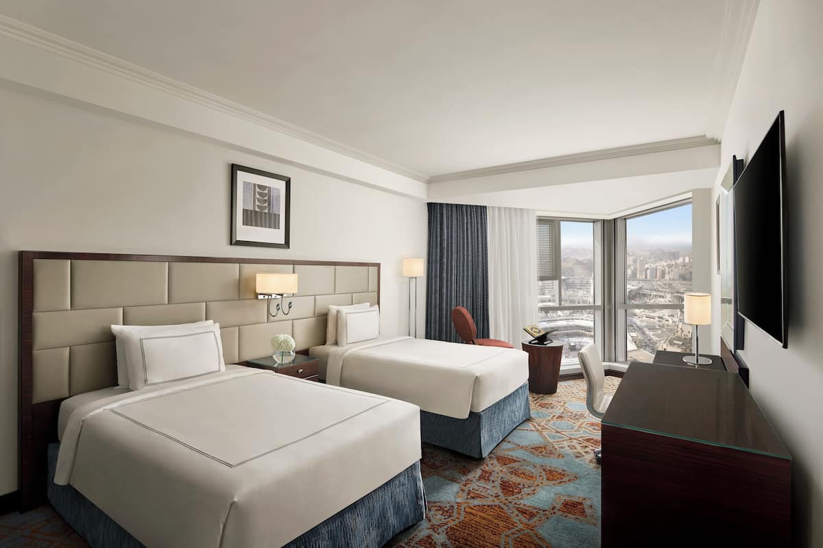 Classic Room, 2 Twin Beds (Kaaba) | Hypo-allergenic bedding available, in-room safe, desk, laptop workspace