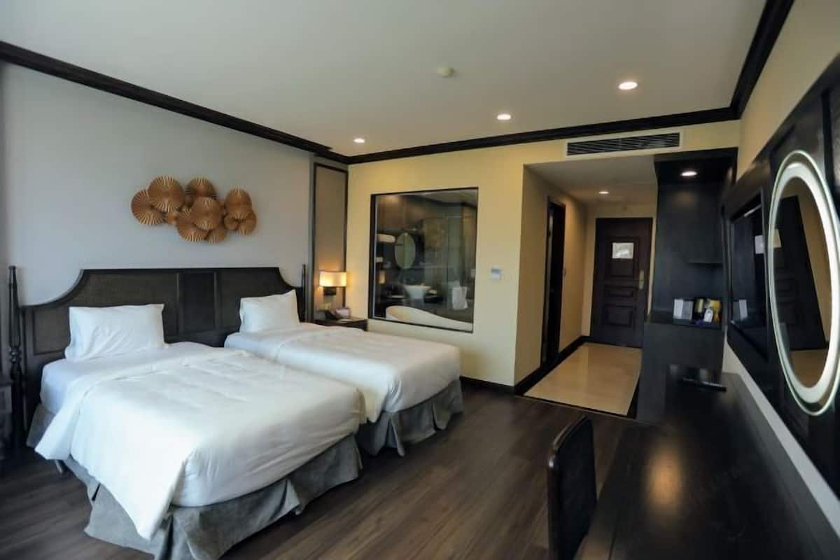 1 habitación, minibar, caja de seguridad en la habitación y escritorio