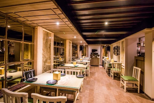 Hotel Oriental Aster - Mumbai International Airport