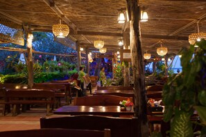 Daily buffet breakfast for a fee - Lanta Riviera Resort (Ko Lanta)