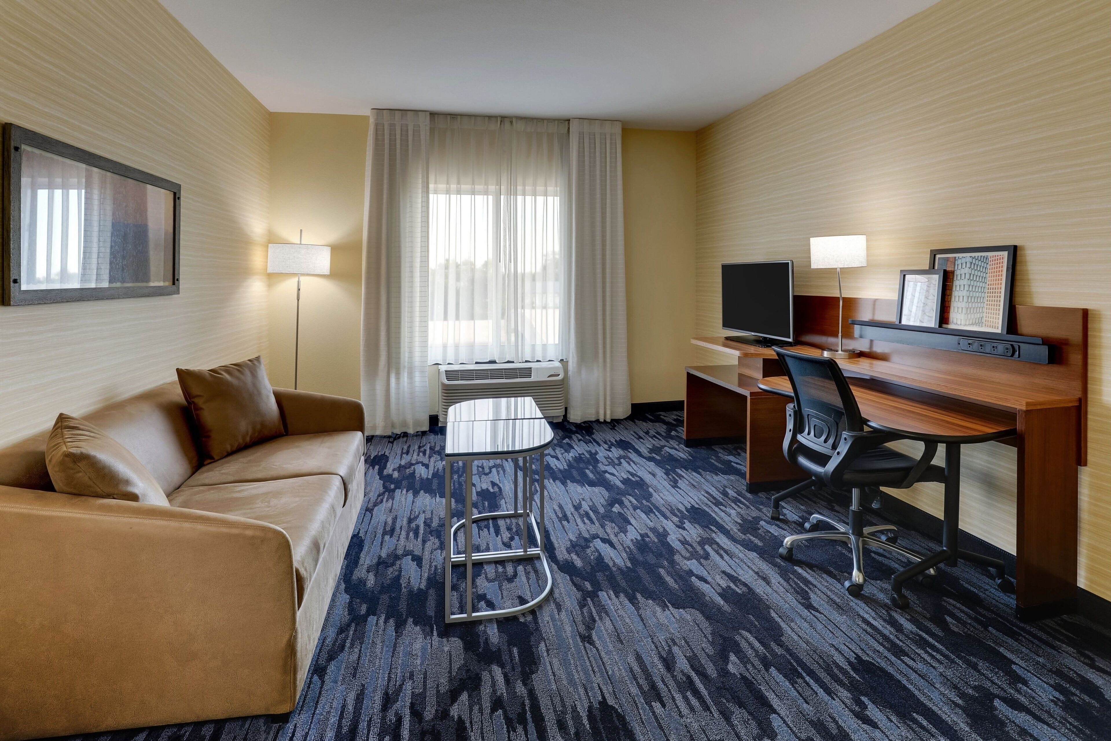 studio, 1 king bed with sofa bed | laptop workspace, soundproofing, iron/ironing board