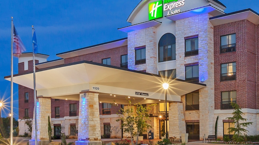 Holiday Inn Express & Suites Duncan by IHG