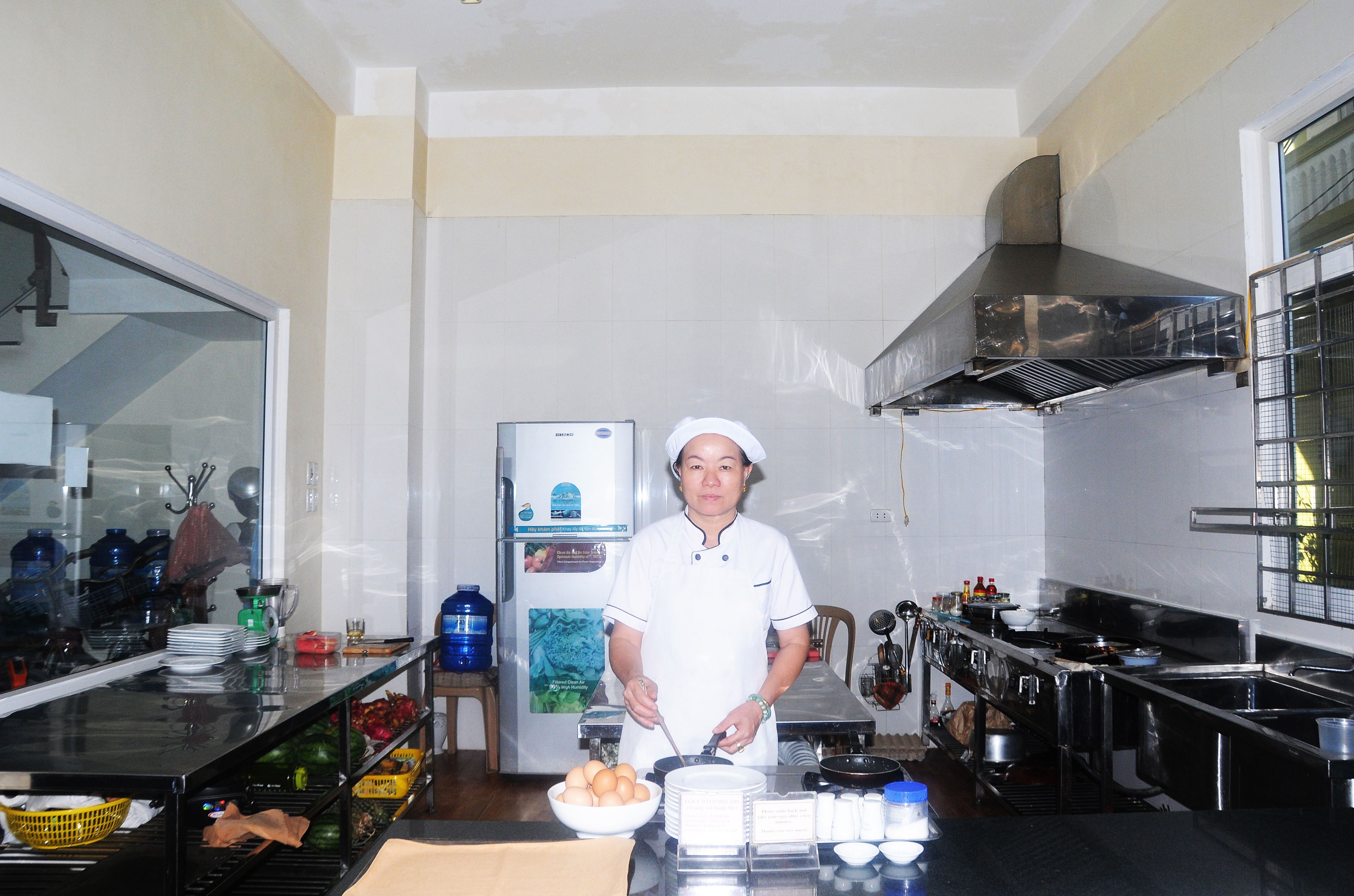 breakfast (vnd 50000 per person)