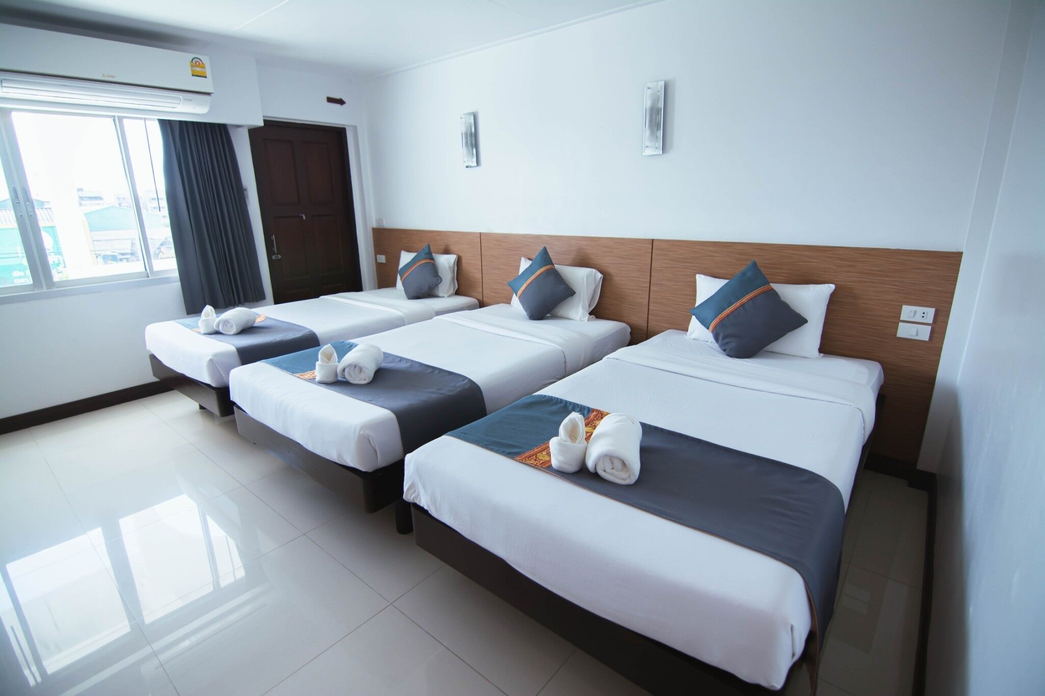 Classic Triple Room, 3 Katil Bujang (Single), Smoking | Pemandangan dari bilik
