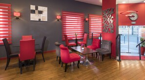 Coffee service - Hotel Ambre (Paris)