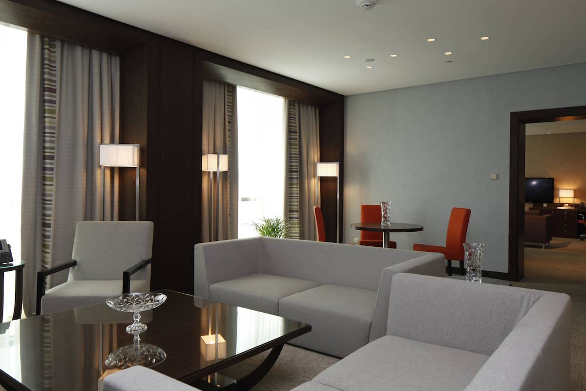 1 間臥室、迷你吧、客房內保險箱、書桌