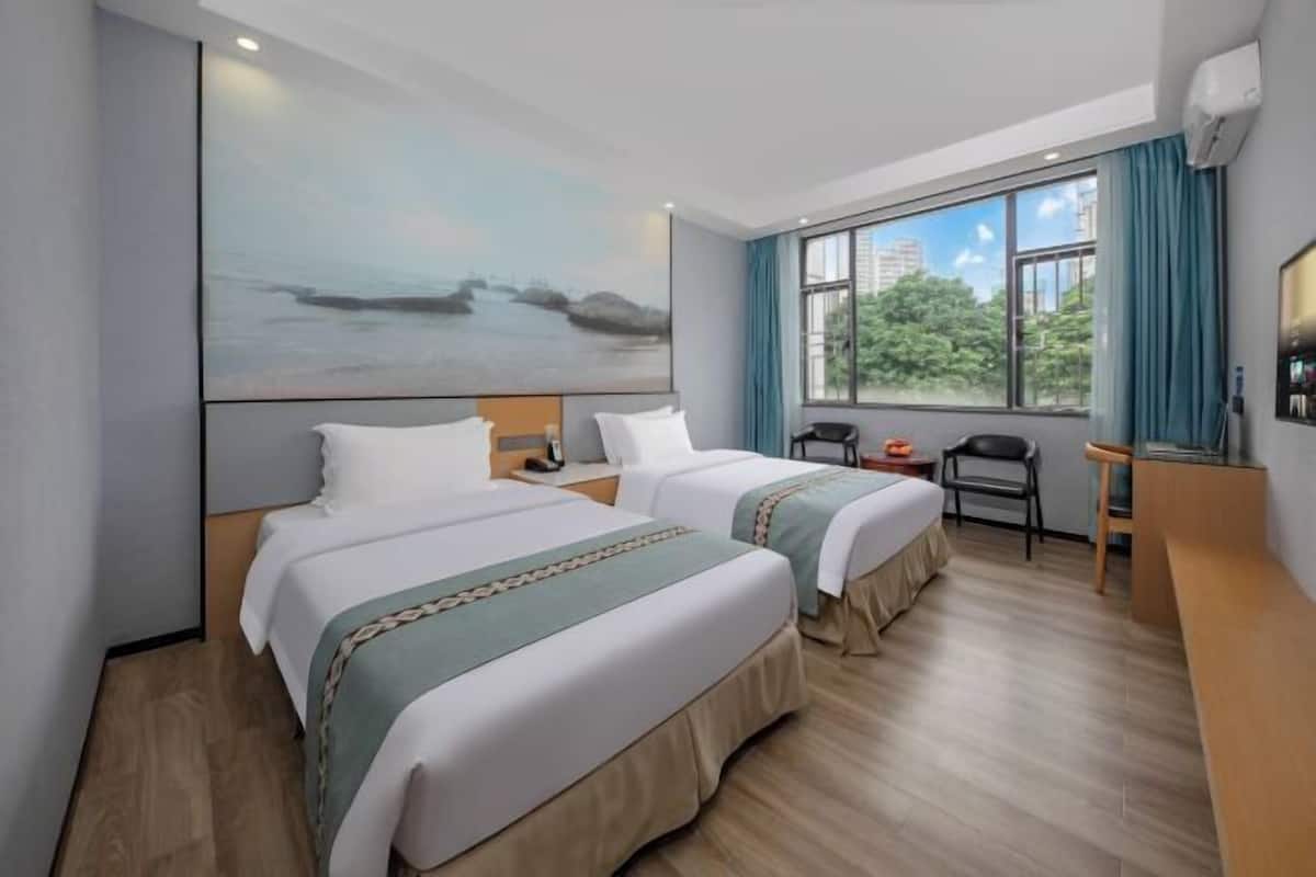 Escrivaninha, acesso grátis à internet com fio