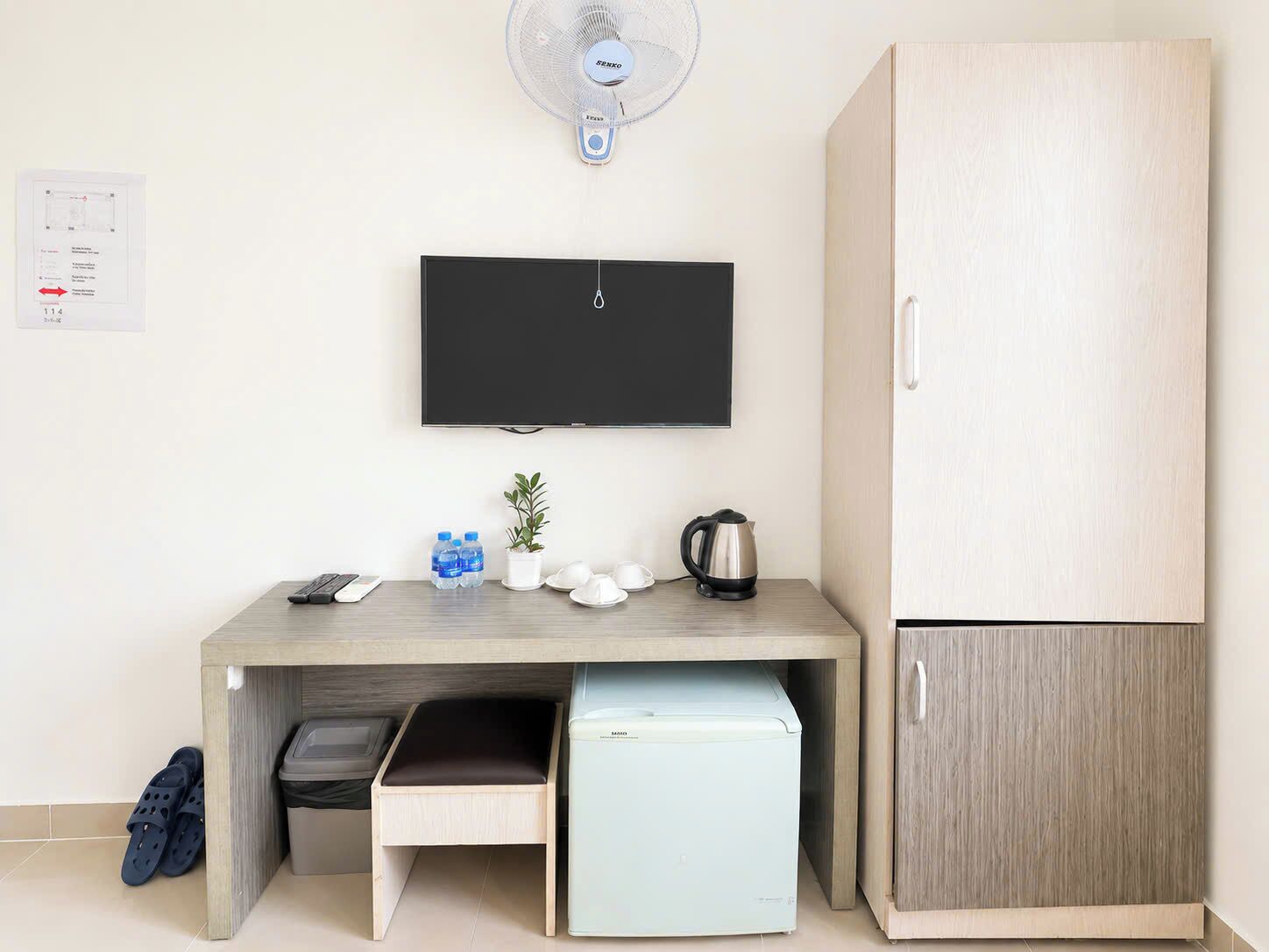 In-room safe, individually decorated, individually furnished, desk