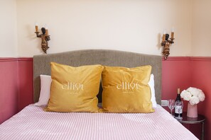 Standard Room | Individually decorated, individually furnished, desk, laptop workspace - The Elliot - Adults only (Tel Aviv)