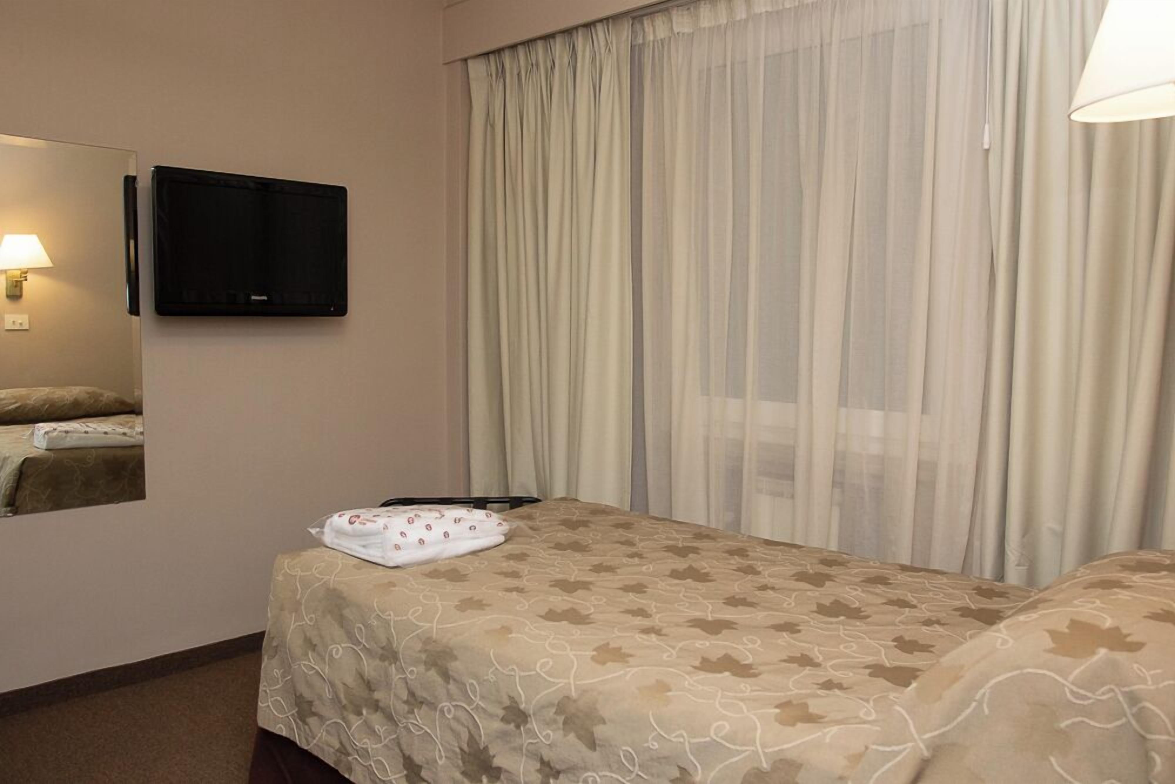 Enkeltrom – standard | Safe på rommet, skrivebord og wi-fi (inkludert)