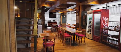 32-inch TV with cable channels