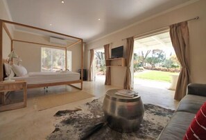 Superior Garden Room 2 | Egyptian cotton sheets, premium bedding, minibar, in-room safe