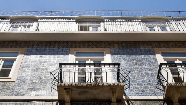 Unclassified image, 1 of 2, button - B.A. Hostel (Bairro Alto Hostel) (Lisbon)