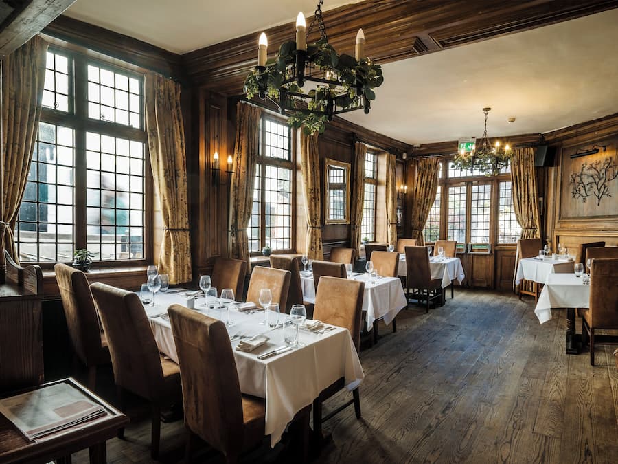 Breakfast, lunch and dinner served