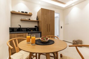 Departamento superior, vista al mar | Minibar, decoración personalizada y insonorización 
