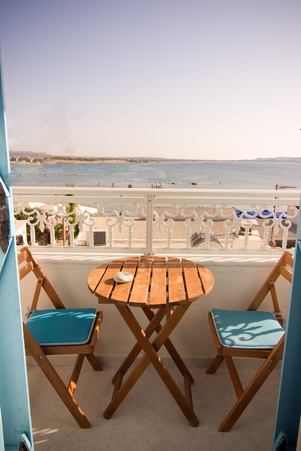 Estudio superior, vista al mar | Balcón