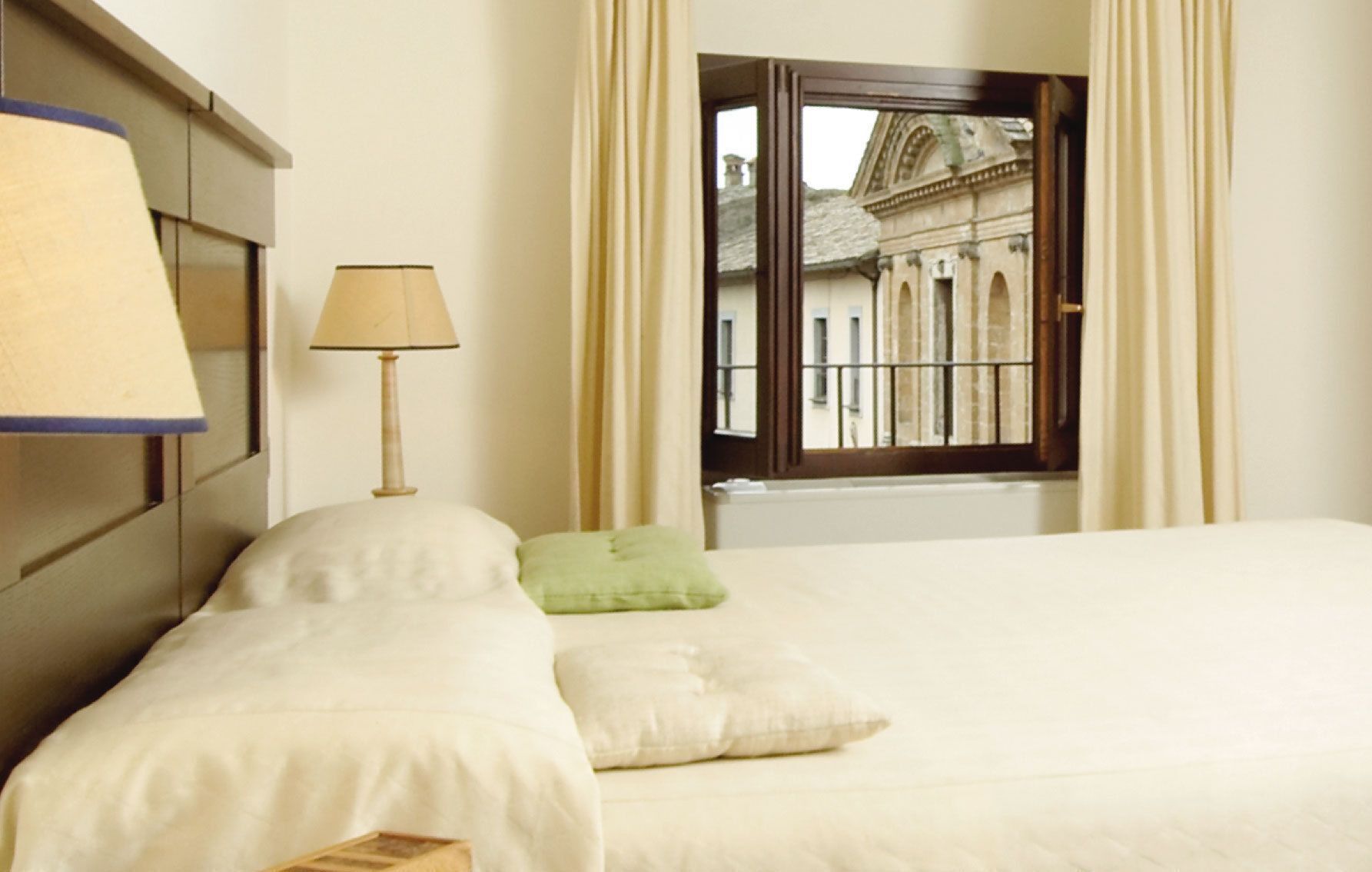 Down comforters, Select Comfort beds, minibar, in-room safe