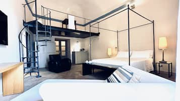 高級套房, 附屬建築 | 1 間臥室、羽絨被、Select Comfort 床墊、迷你吧