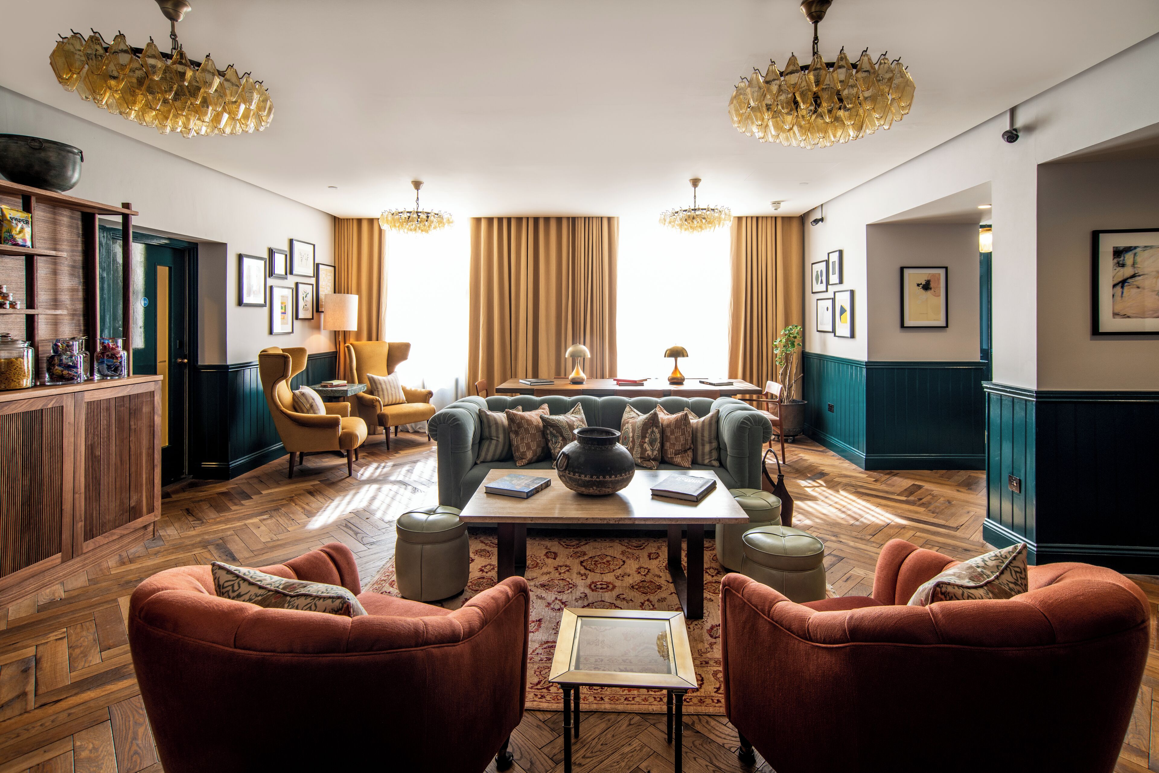 Sala de estar en el lobby