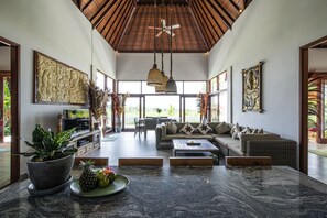 Luxury Villa, 2 Bedrooms (Sahaja 2) | Living area