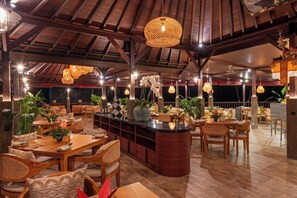 Restaurant - Sahaja Sawah Resort (Selemadeg)