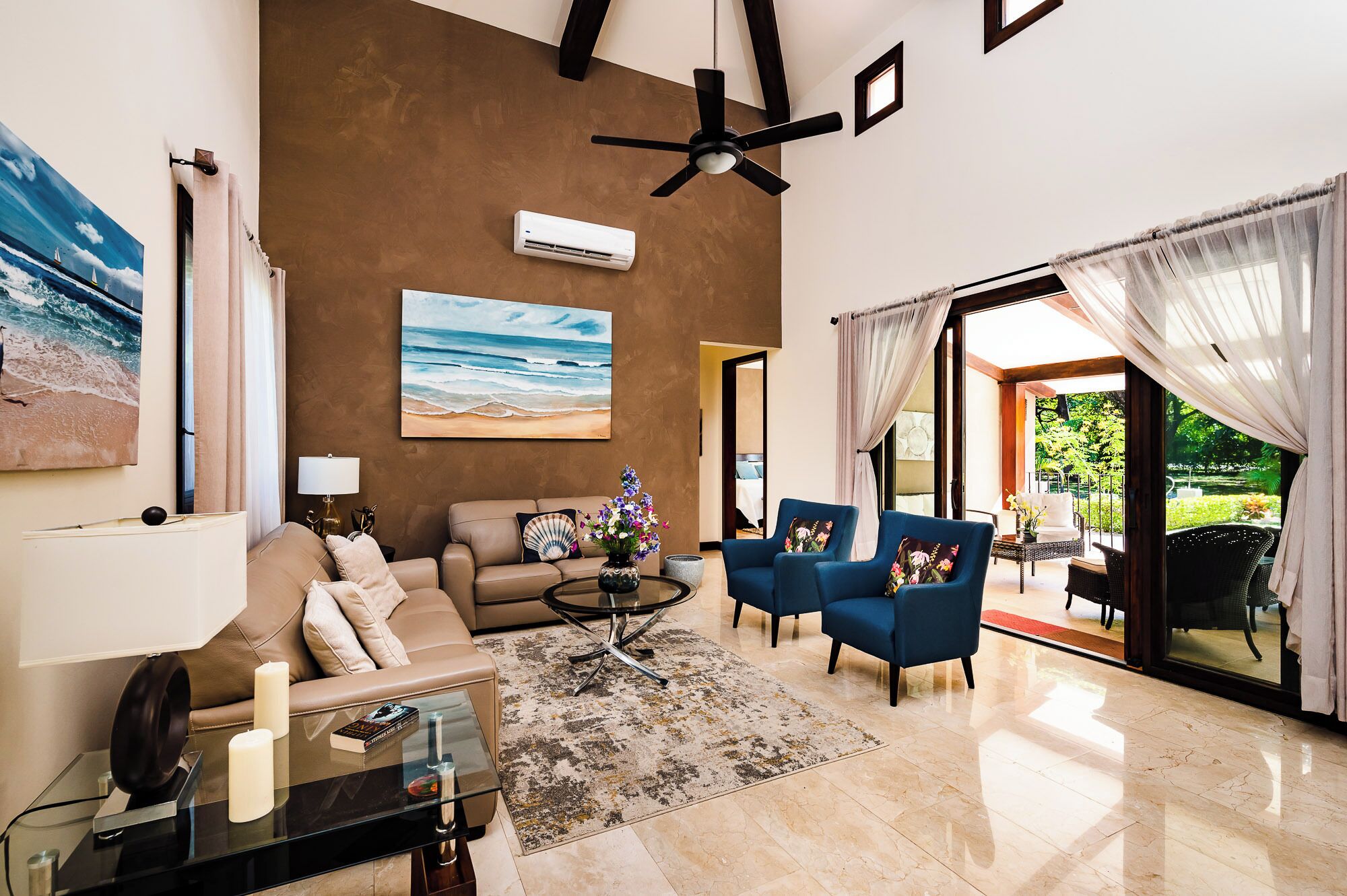Villa Maria | Living area | TV