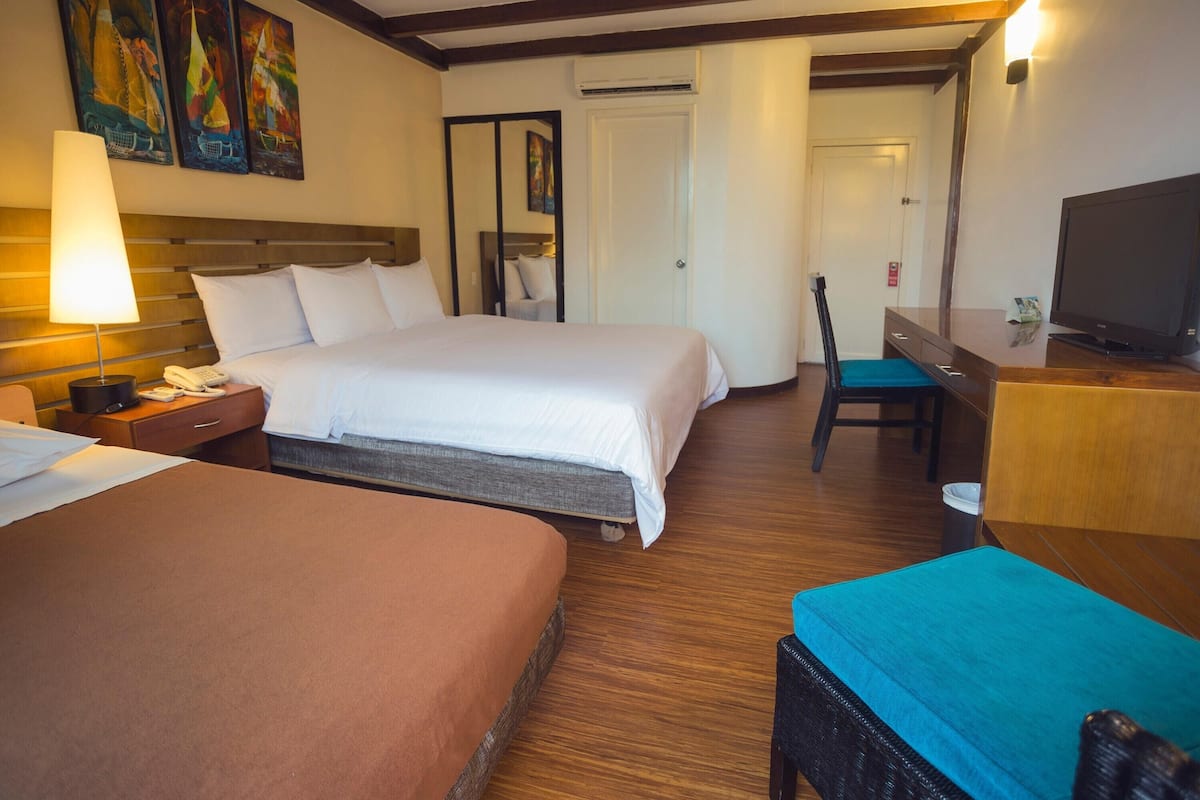 Standard Room | In-room safe, WiFi, bed sheets