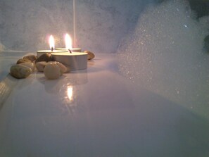 Manicures and pedicures, massages - Anatolia Hotel (Mykonos)