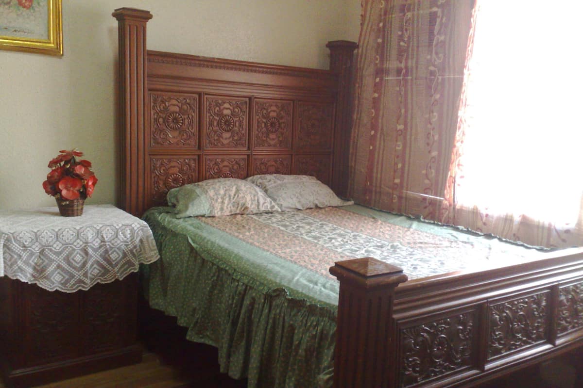 Quarto luxo | Roupas de cama premium, individualmente decorados