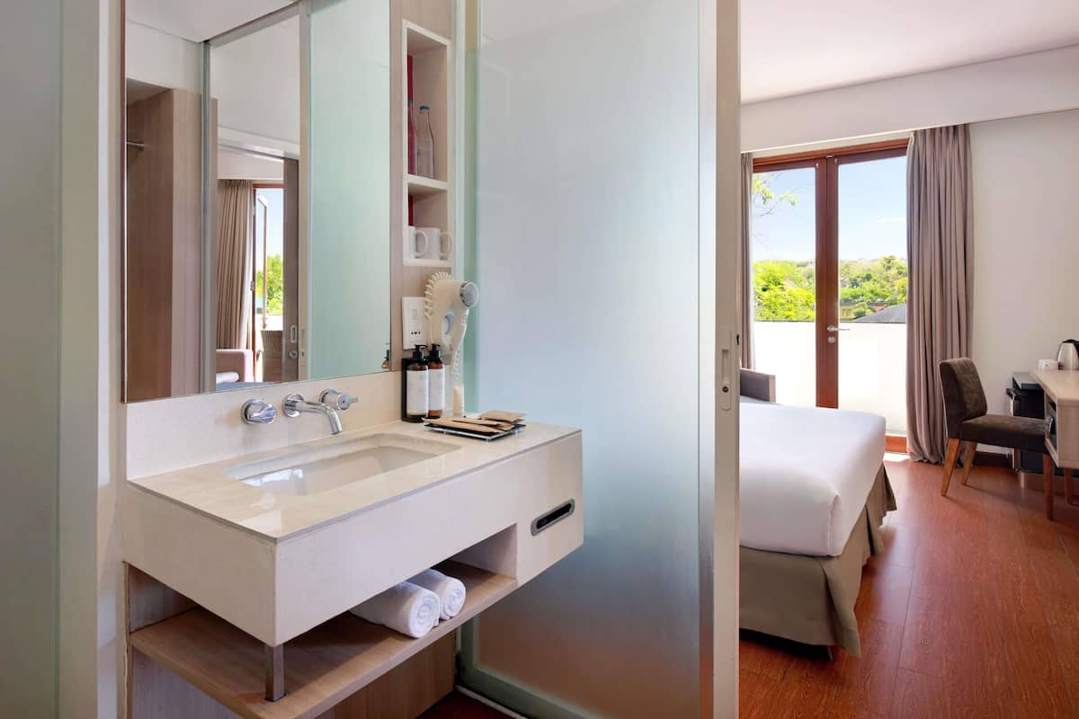 Junior Suite, 1 Double Bed with Sofa bed | In-room safe, desk, blackout drapes, iron/ironing board