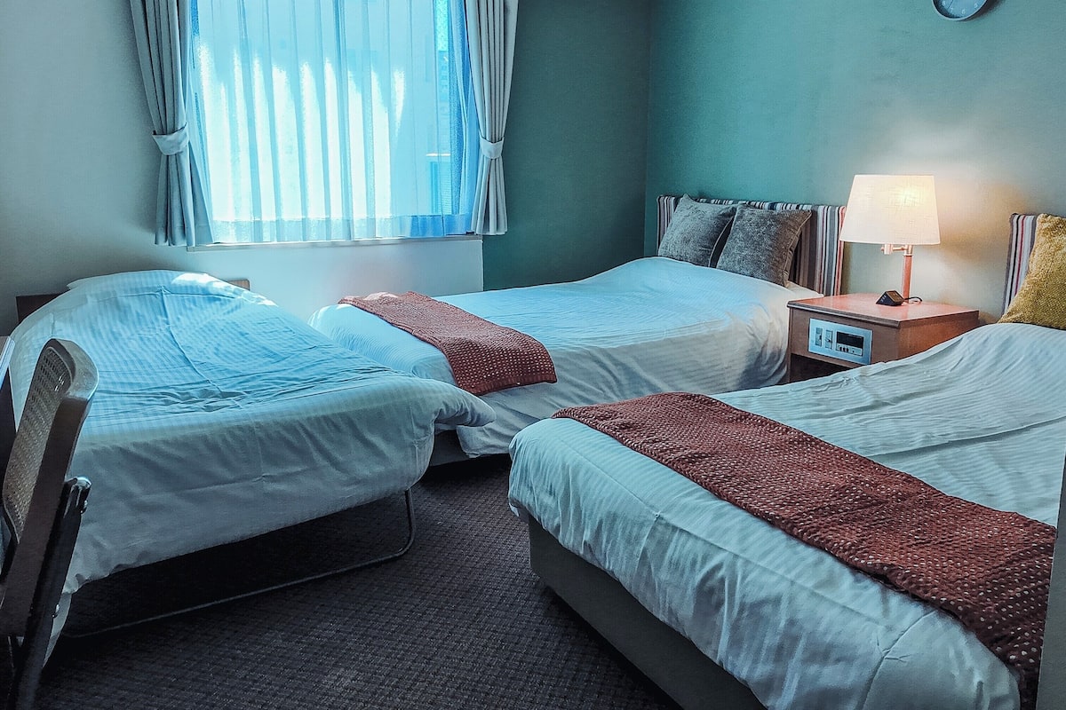 Dreibettzimmer, Nichtraucher