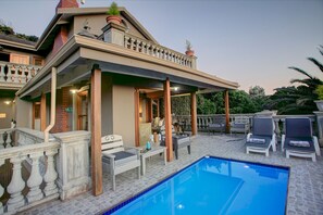 Front of property - Livingstone Villa (Wilderness)
