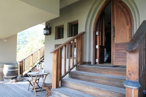 EntrĂ©e de lâhĂ©bergement