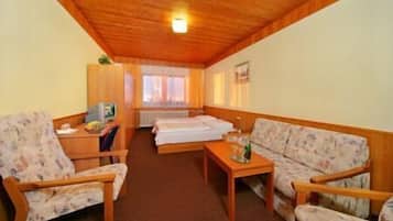 Hypo-allergenic bedding, minibar, in-room safe, individually decorated